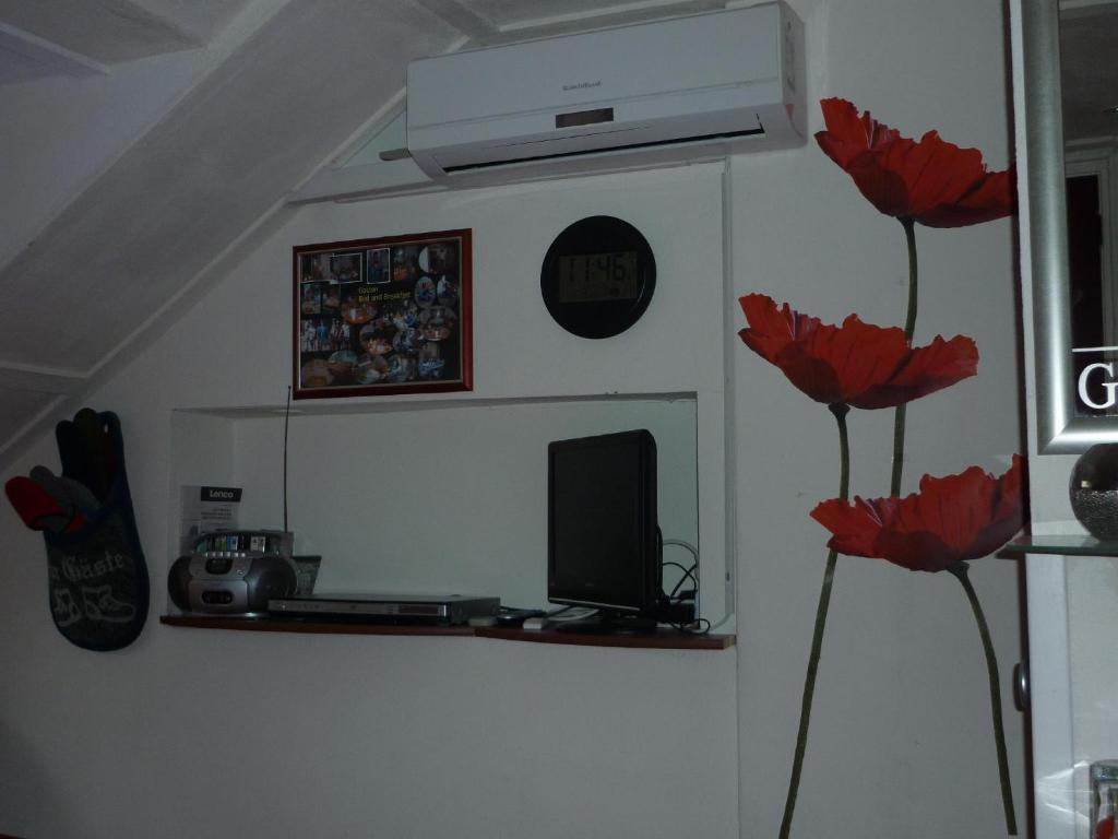 Tonnie'S Bed And Breakfast Kerkrade Chambre photo
